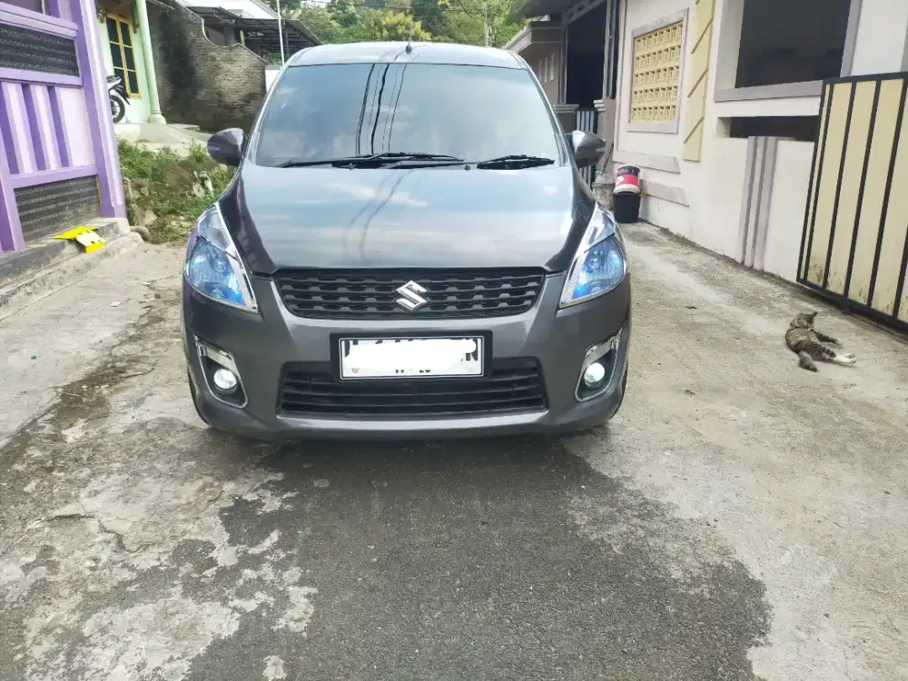 Suzuki Ertiga GL 2012 MANUAL
