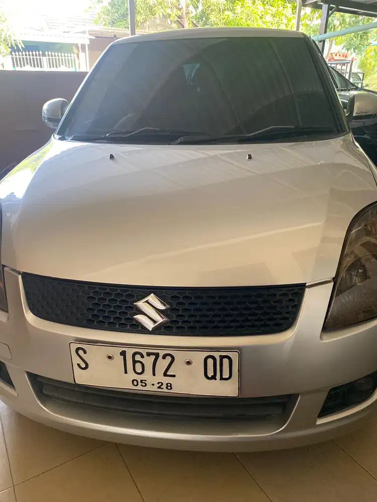Suzuki Swift  orisinil terawat bagus