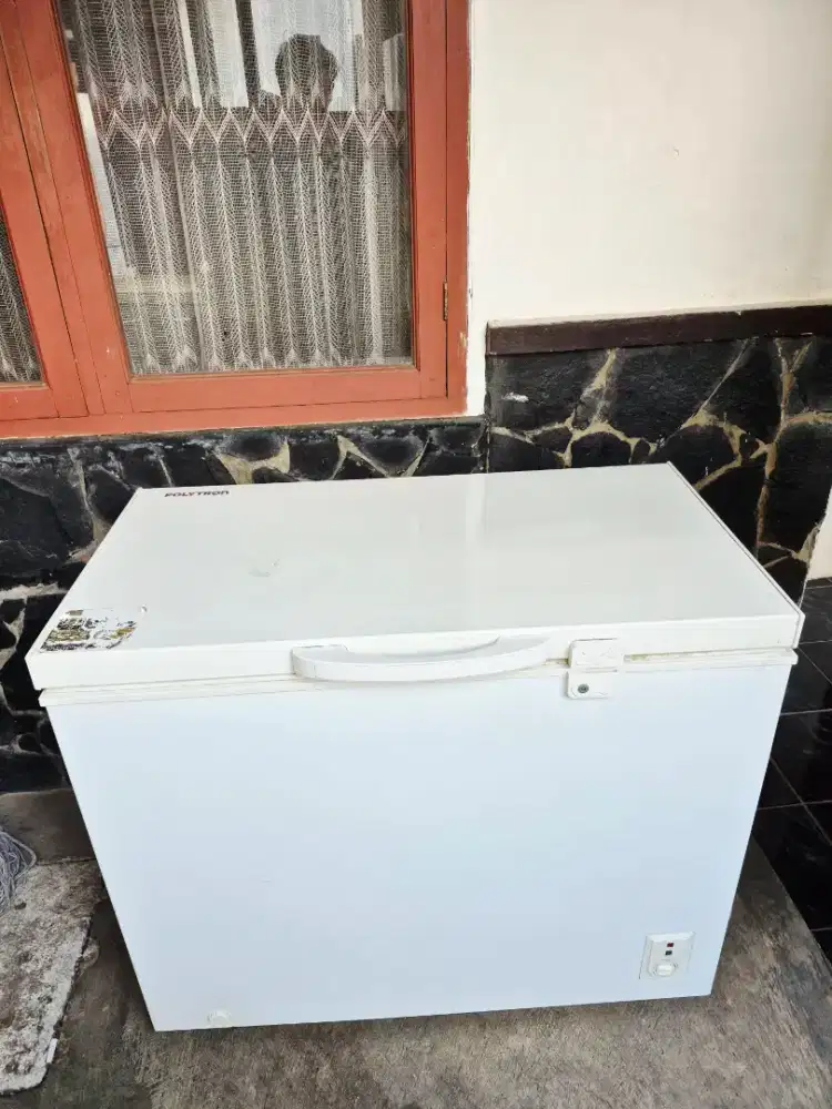 FREEZER POLYTRON 220L ORI MULUS 95%