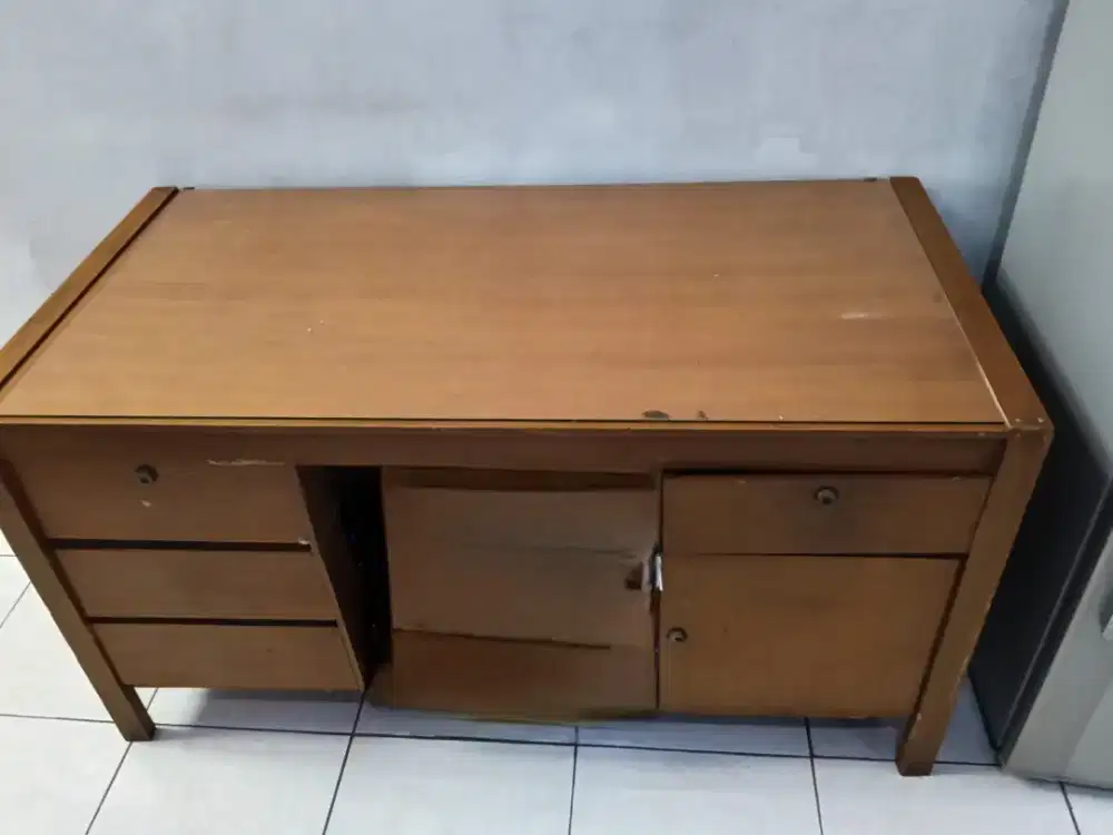 Di jual Meja Serba guna