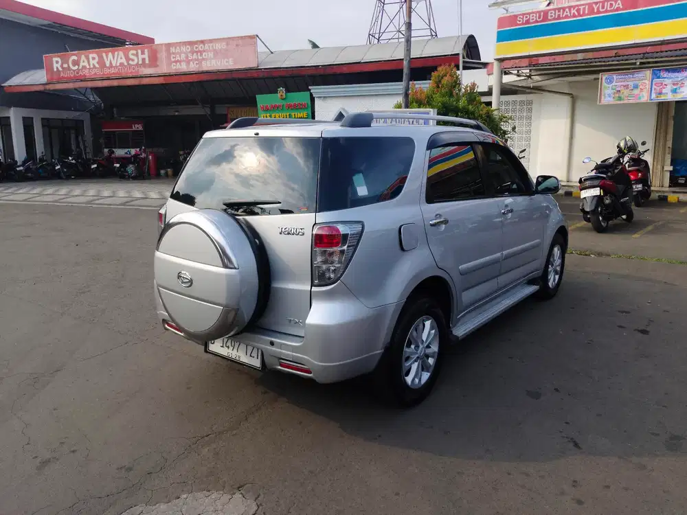 Daihatsu Terios 2012 Bensin