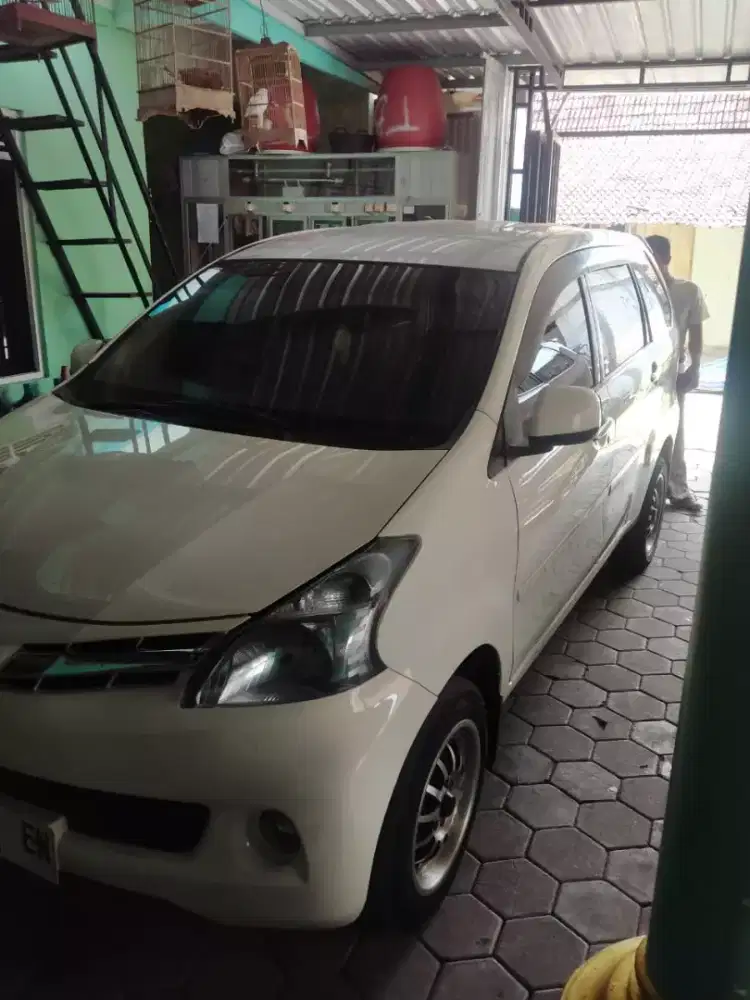 Xenia 2014 Manual Tipe X