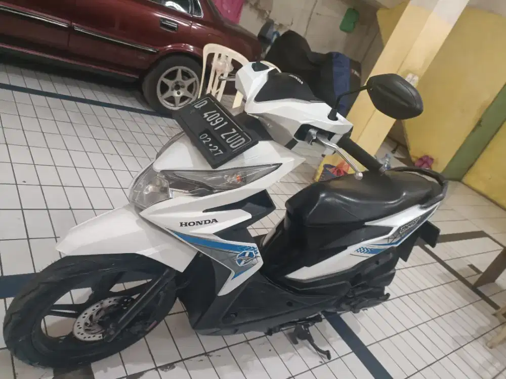 Honda Beat 2016 Akhir/ Pakaian 2017 ( Mulus, Pajak sd Feb 26 )