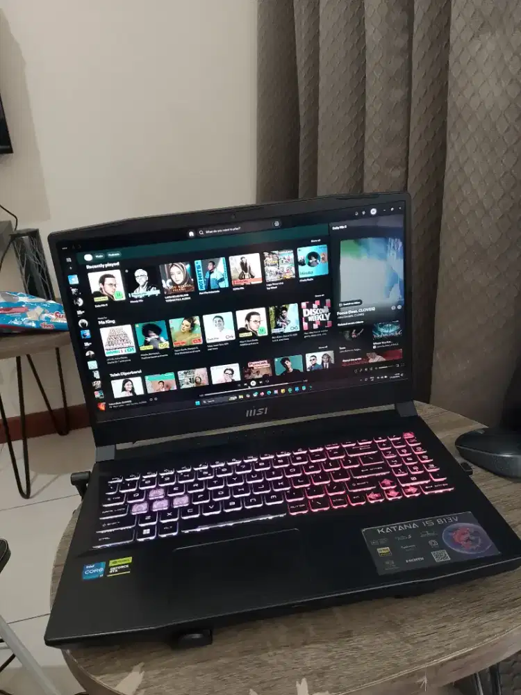 Laptop MSI KATANA i7 Gen 13, RTX 4060