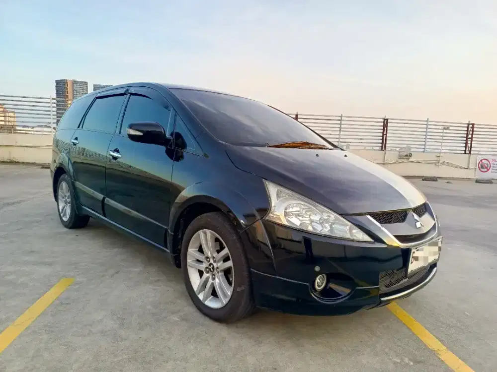 Mitsubishi Grandis Mivec GT 2008