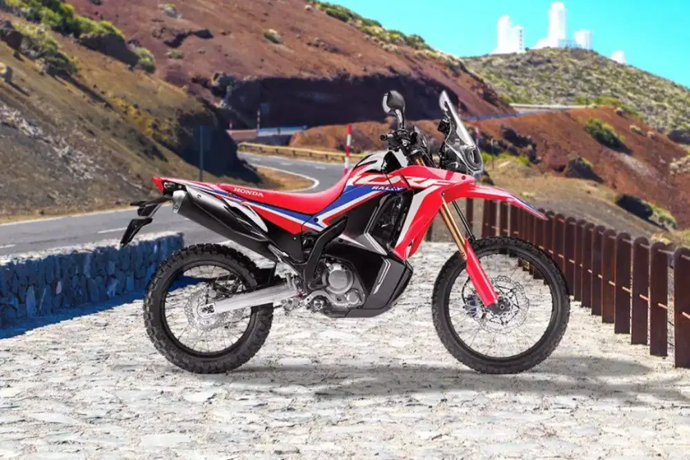 Honda CRF Rally 250 merah