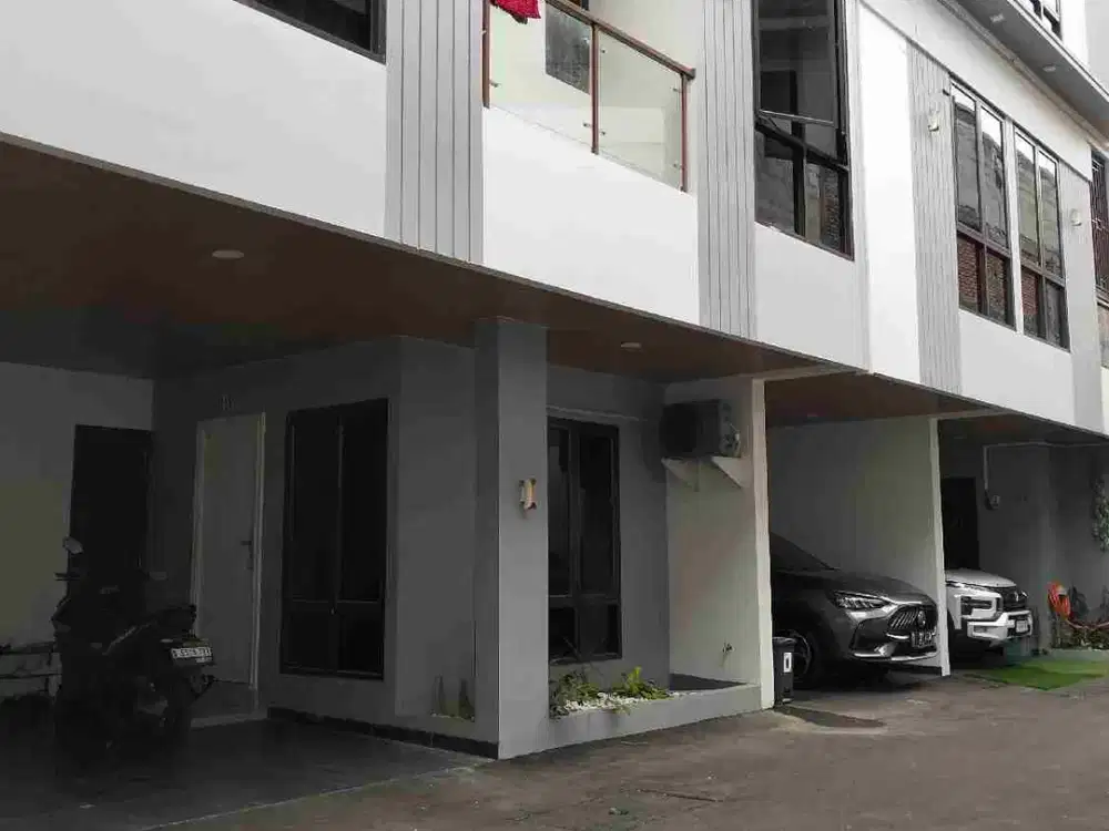 Rumah Murah lokasi strategis di karang Anyar Mangga besar Jakartapusat