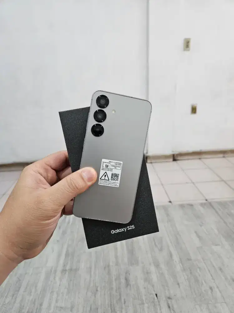 Samsung S25 256Gb Perfect - Grs 17 bulan #Relax