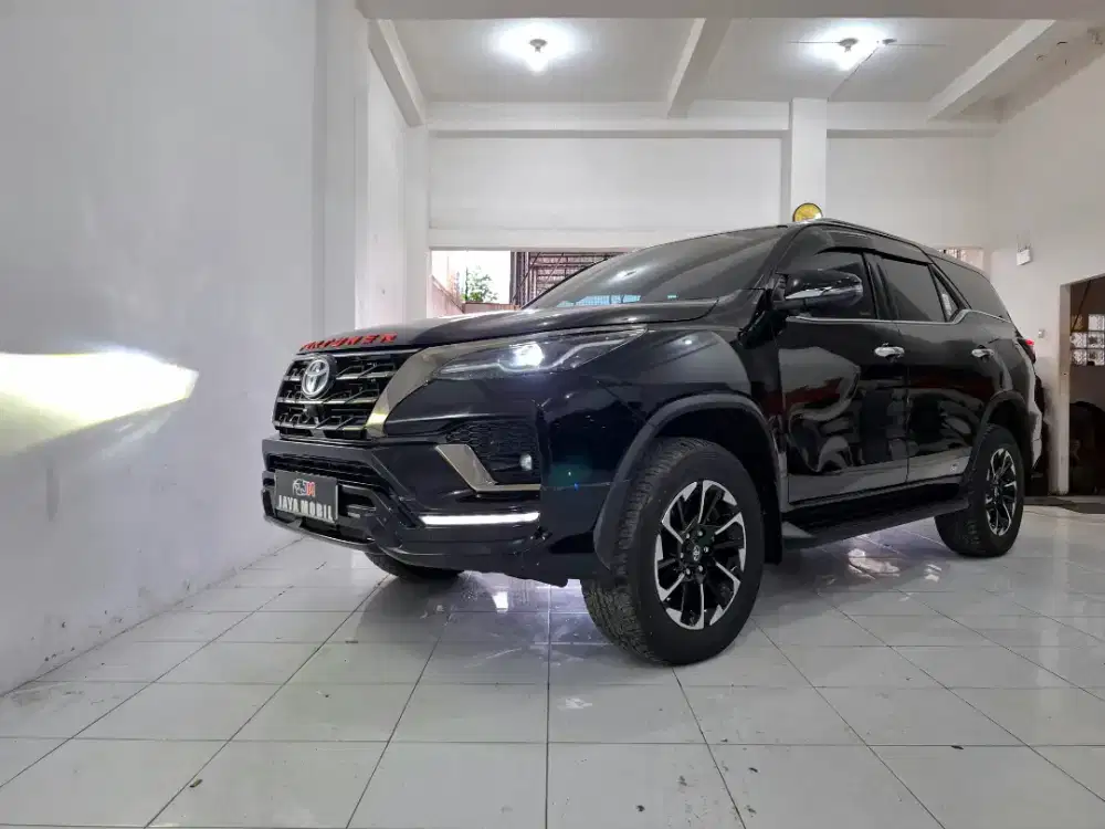 TOYOTA FORTUNER 2.8 GR SPORT, 2022