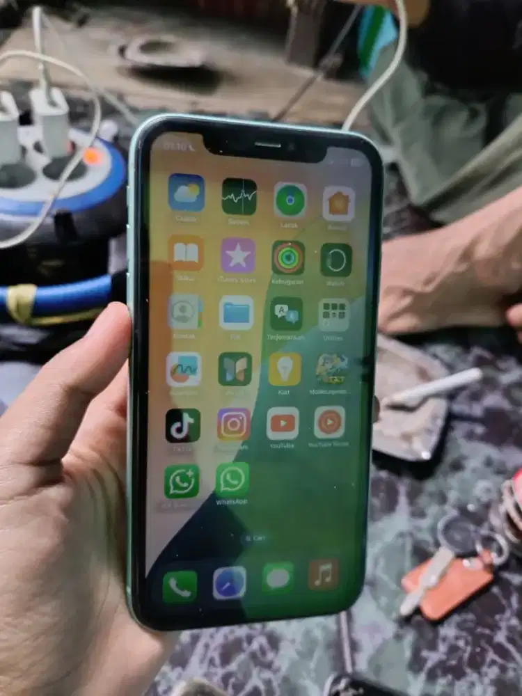 iphone 11 64 inter