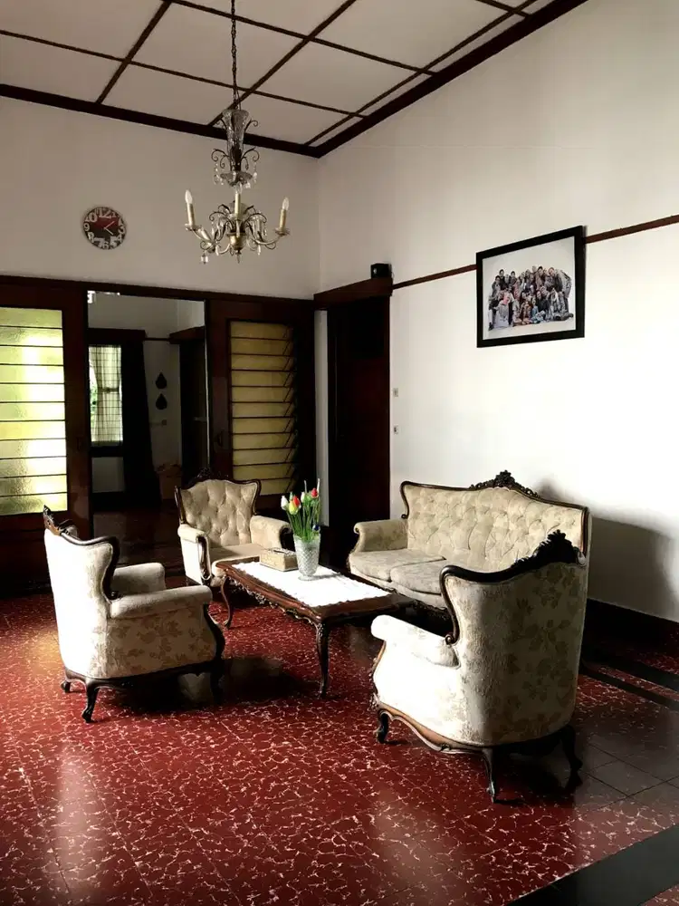 Dekat Gedung Sate Bandung Rumah Haritage idaman Dekat Pusat Kota
