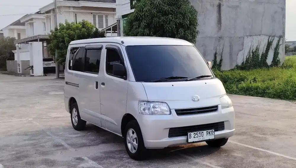 (Tdp 7jt)Daihatsu granmax d 1.3 minibus 2019 (pemakaian 2020)