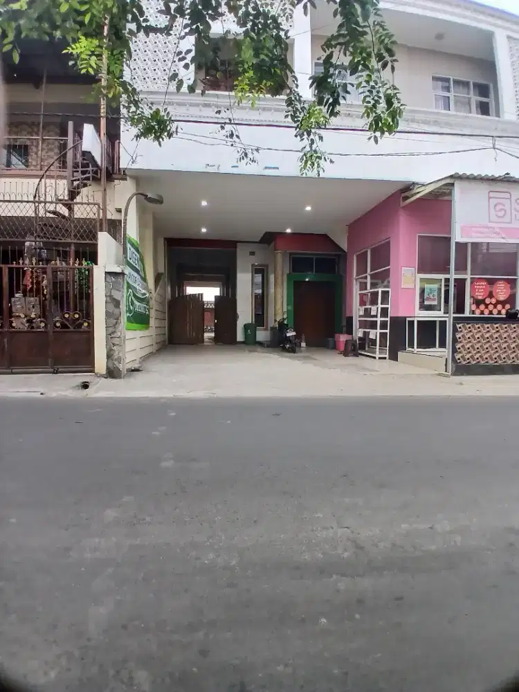 Disewakan Kantor dan Gudang