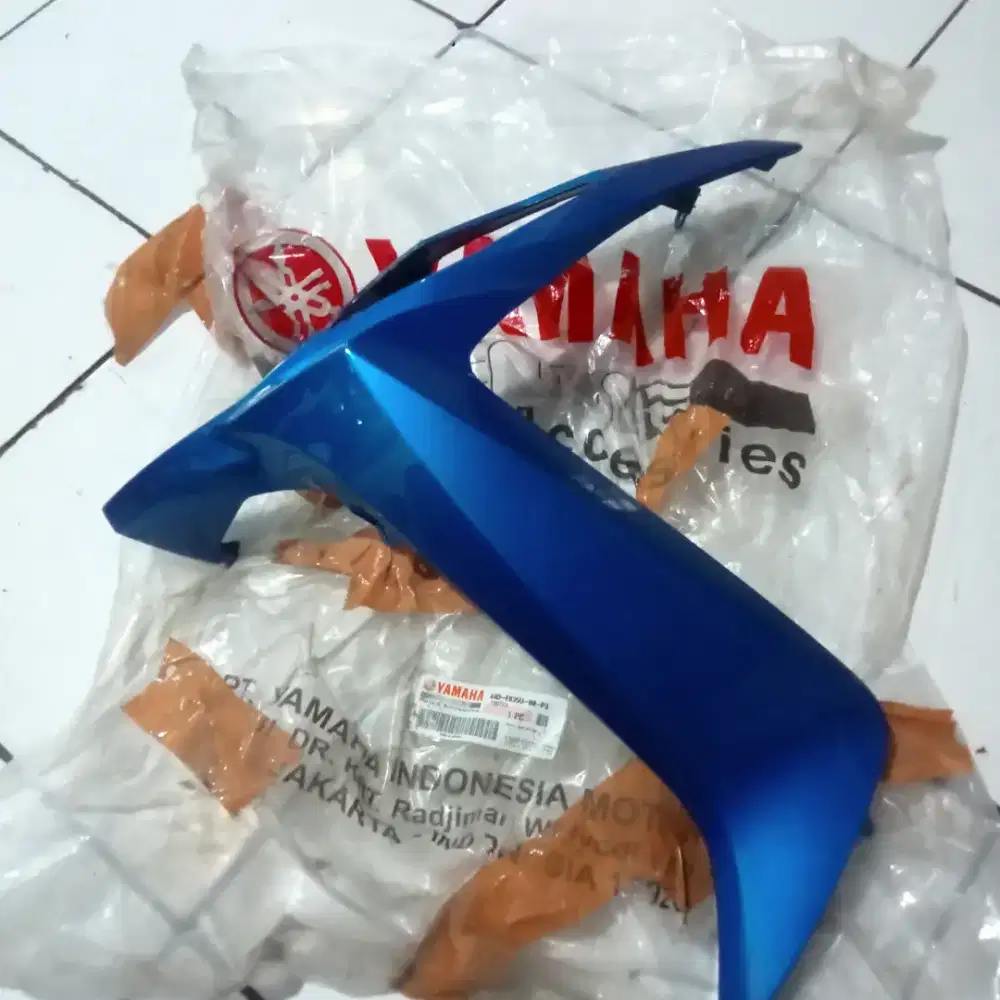Sayap sebelah kiri Xeon RC 125