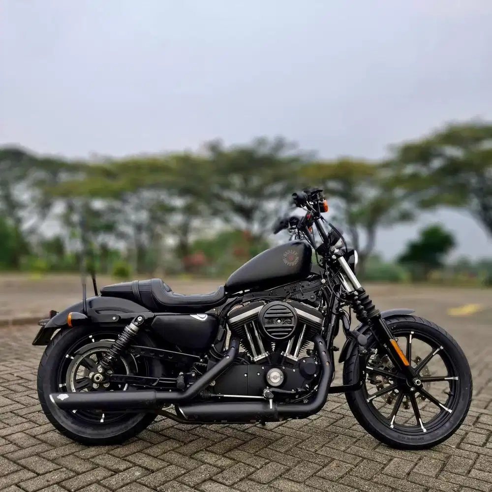 Harley davidson sportster iron 883 2020 full paper low odo plat B