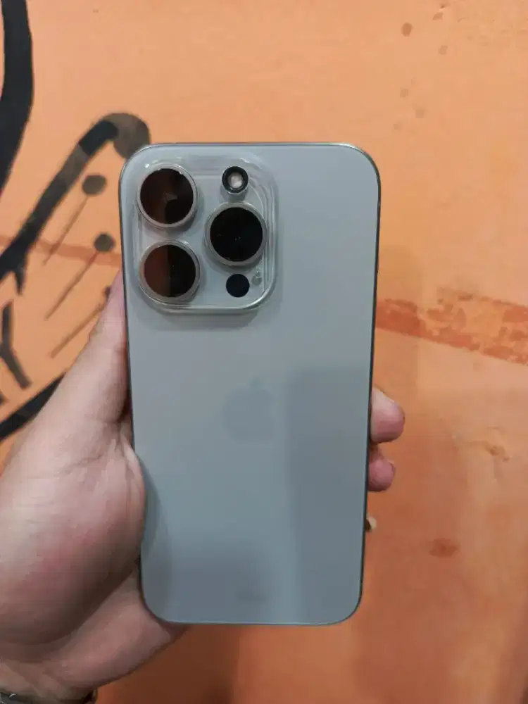 iPhone 15 Pro 128 GB iBox