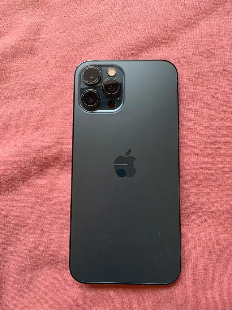 iPhone 12 Pro Max 128GB Mulus 100% Garansi Resmi Bonus Casing