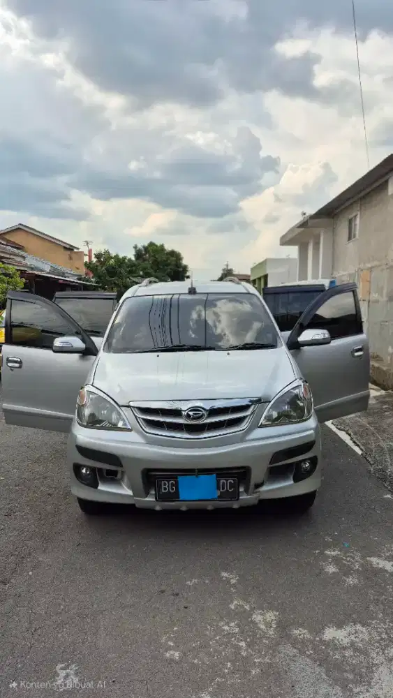 Xenia 2011 Li 1.0 Sporty