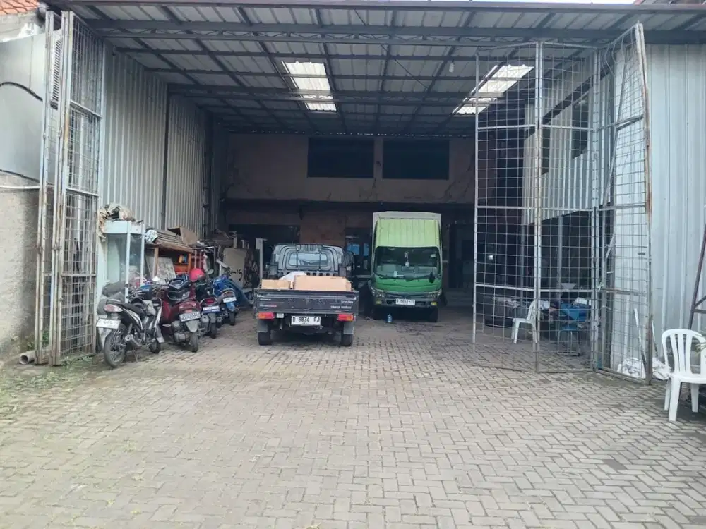 Gudang Jl. Caringin Akses Kontainer 40ft