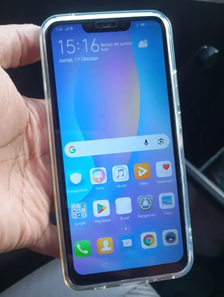 Huawei nova 3i. Minus