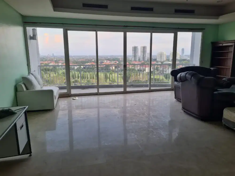 Disewakan apartemen Adhiwangsa lt 10 semi furnish