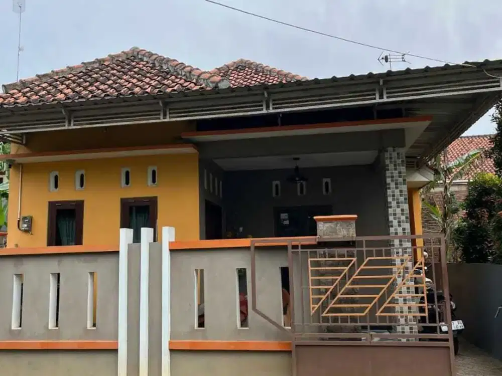 Rumah kuat kokoh bebas banjir siap huni