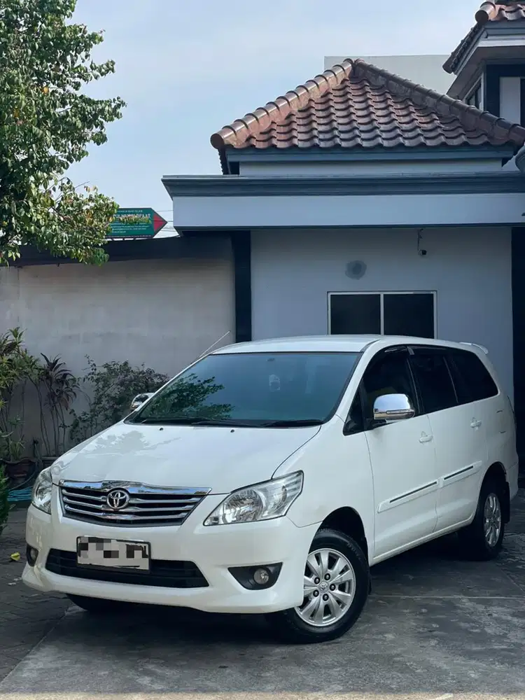 Toyota Kijang Innova 2013 Bensin