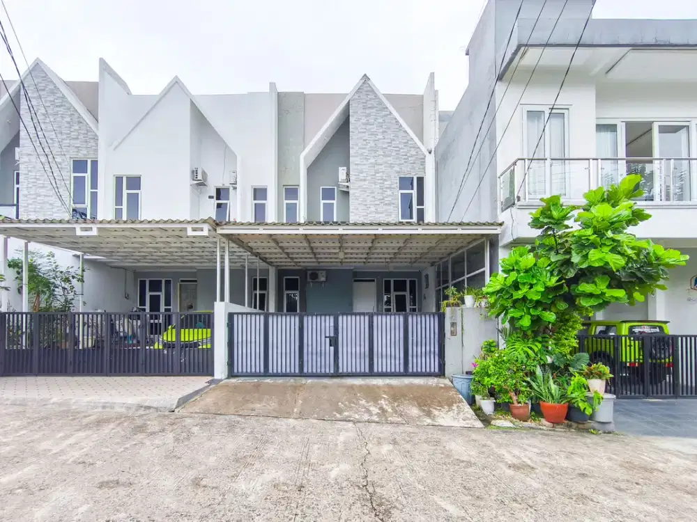 Rumah Cantik 2 Lt Dibantu KPR 10 menit ke Stasiun Cilebut J-32301