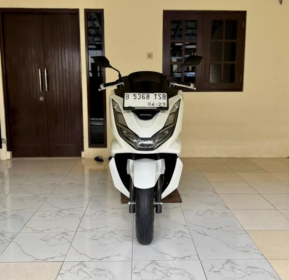 Honda PCX 160 CBS ISS Keyless MULUSSS Surat Lengkap