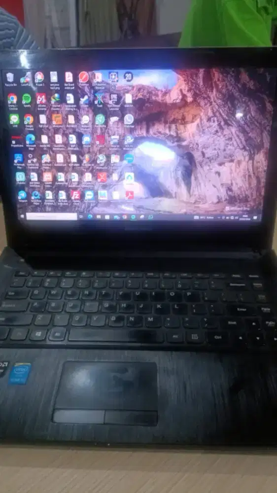Laptop Lenovo ram 6 Intel core i5