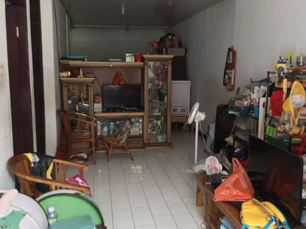 DIJUAL RUMAH HOOK DI PERUMAHAN TAMAN KOTA JAKARTA BARAT