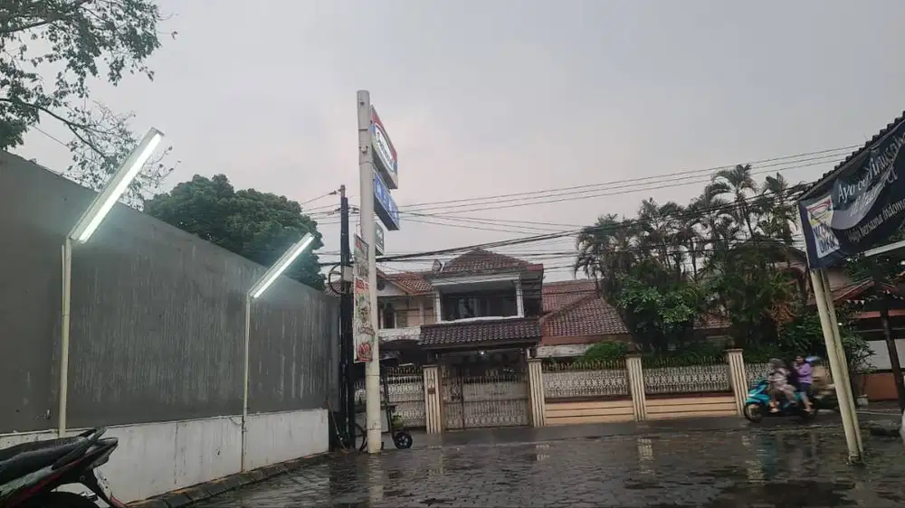 Tukang/bangunan, service torn, nata halaman dll