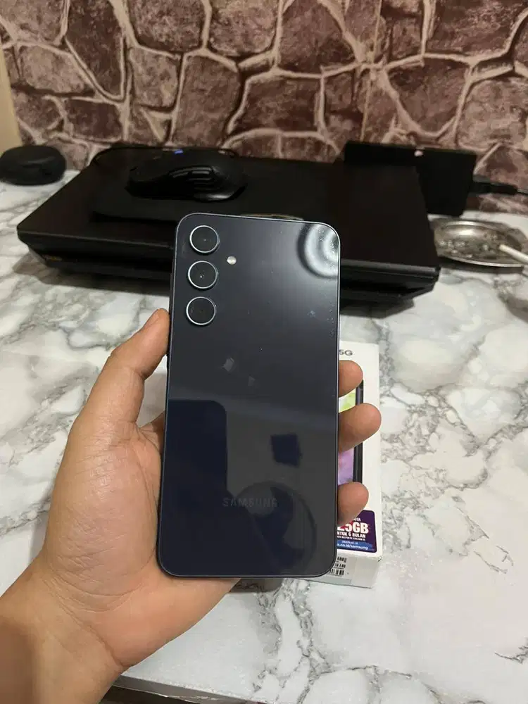 Samsung A35 8/256
