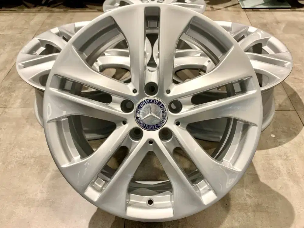 Velg OEM Mercedes Benz E Class W212 Avagarde, R-17, Lebar 8, PCD 5x112