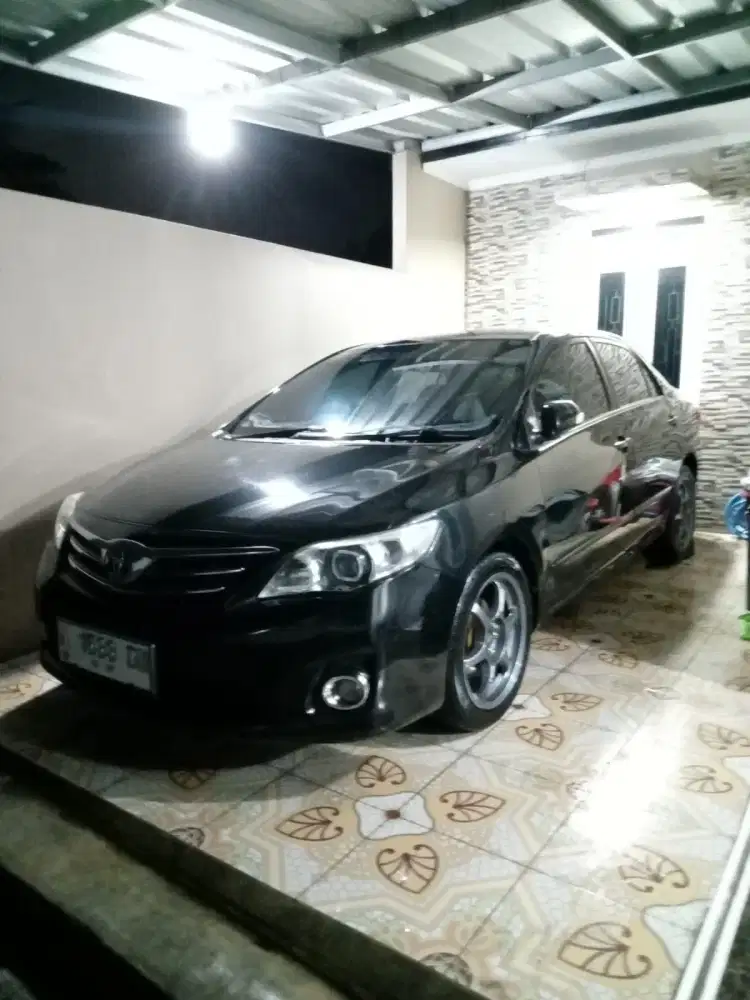 Toyota Corolla Altis 2011 Bensin