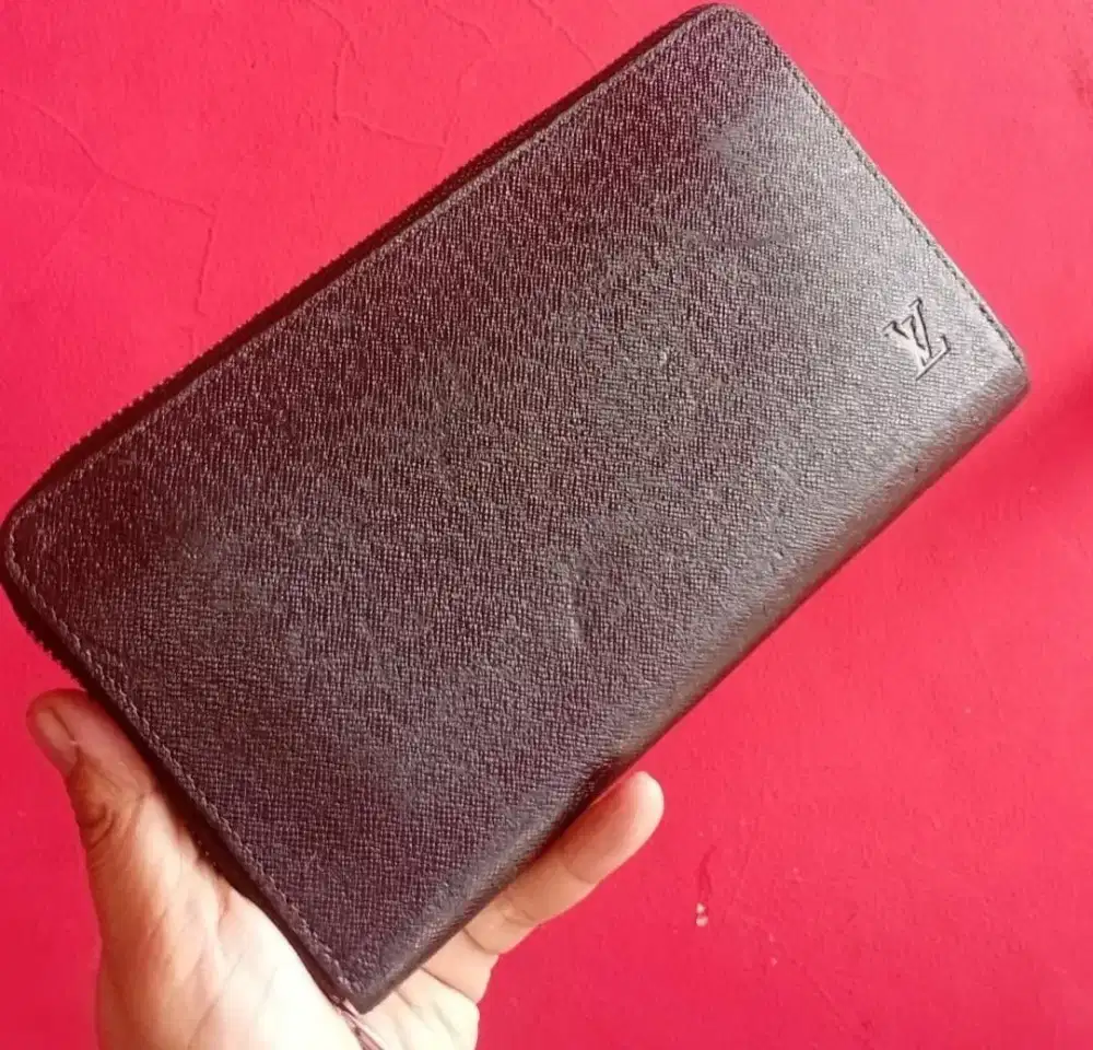 Dompet kulit panjang