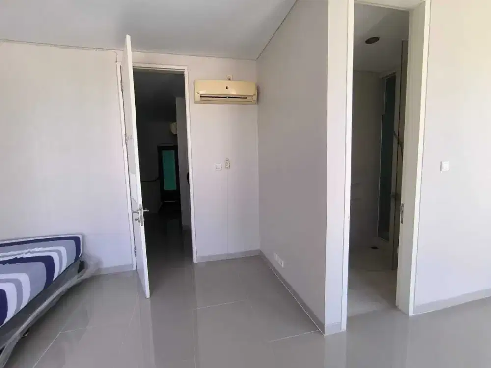 07. Disewakan gudang Lt 1000m Lb 900m di osowilangun permai