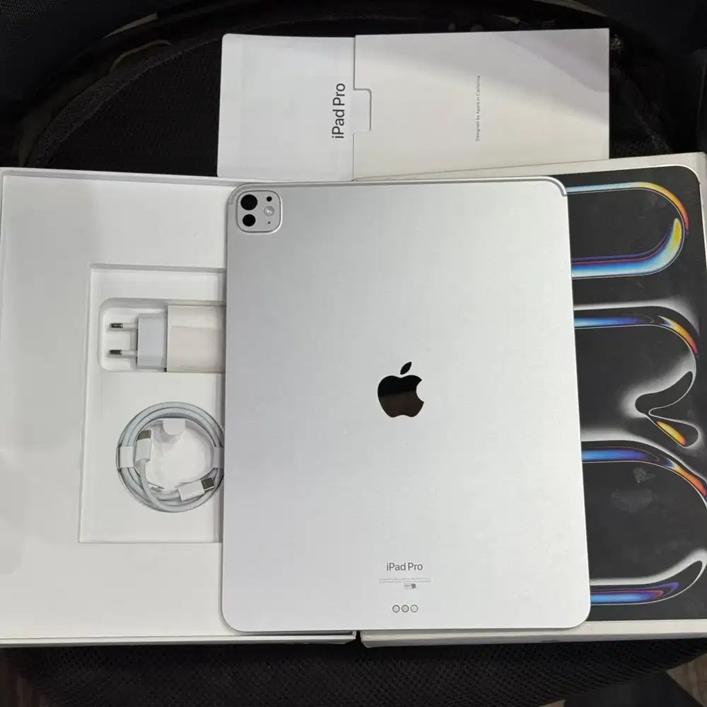 ipad pro M4 256gb ibox 13 inchi fullset original garansi febuari