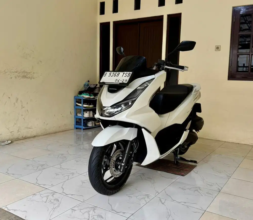 Honda PCX 160 CBS ISS Keyless MULUSSS Surat Lengkap
