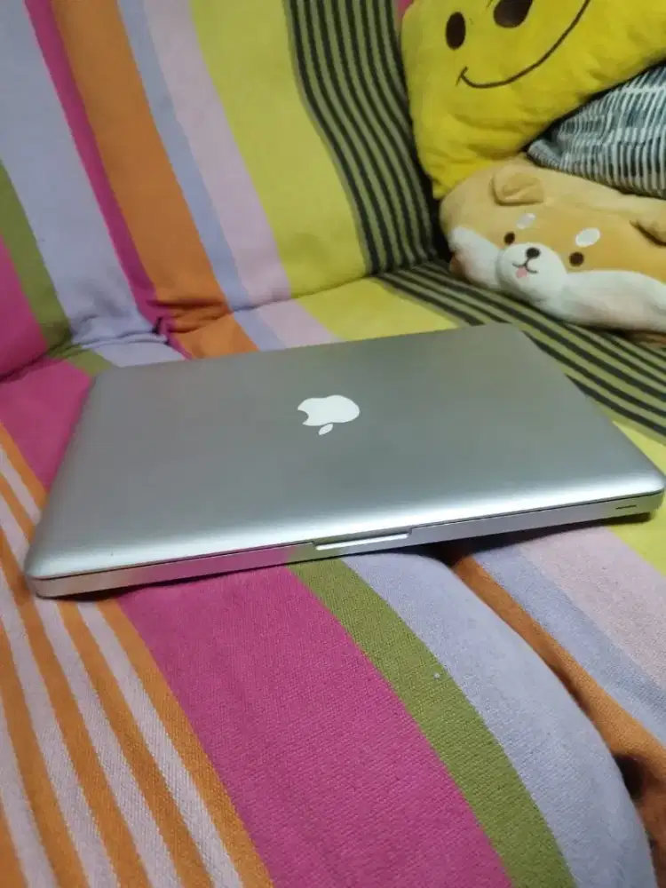 Macbook pro 2012 Apple core i5