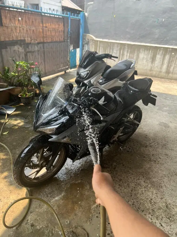 Honda CBR 150 2016