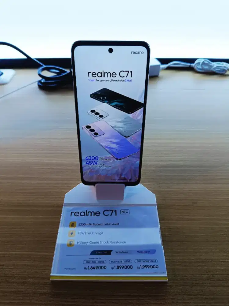 Realme C71 NFC
Cicilan mulai dari 200 ribuan ...