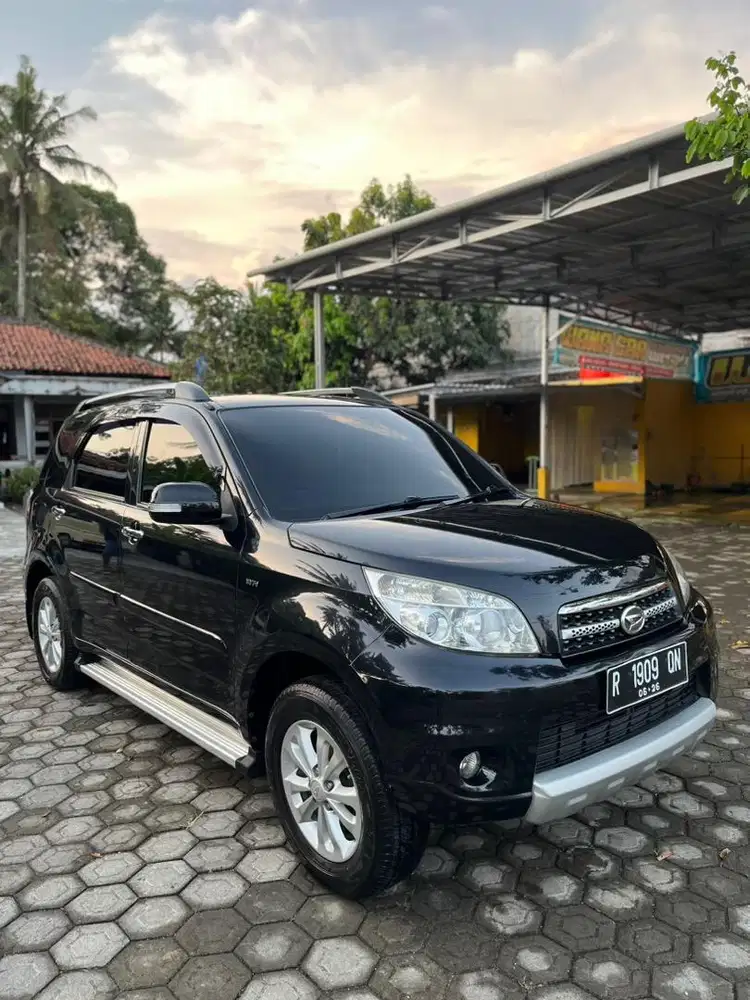 2011 Daihatsu Terios TX MT · Suv