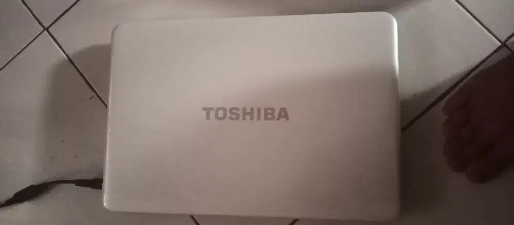 Laptop toshiba jd 1 terra