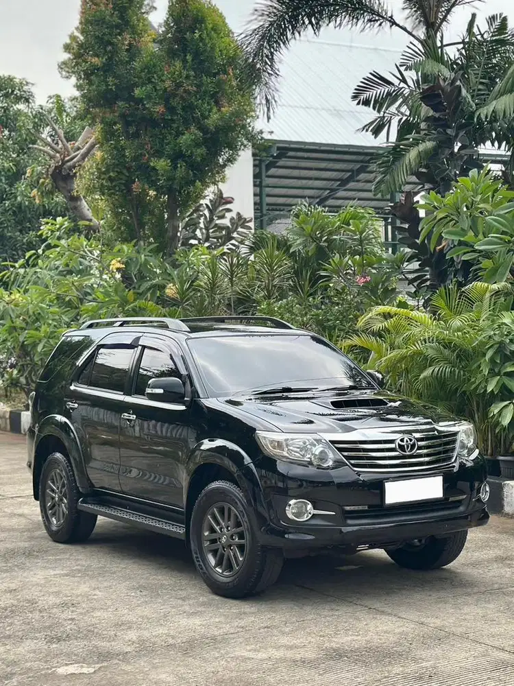 {Harga Cash} Toyota Fortuner G VNT 2.5 A/T Diesel 2014