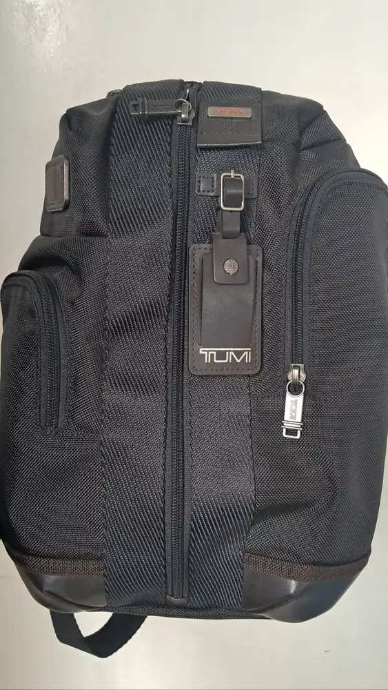 Tas Tumi Saratoga Black (Preloved) (MASIH BISA NEGO)