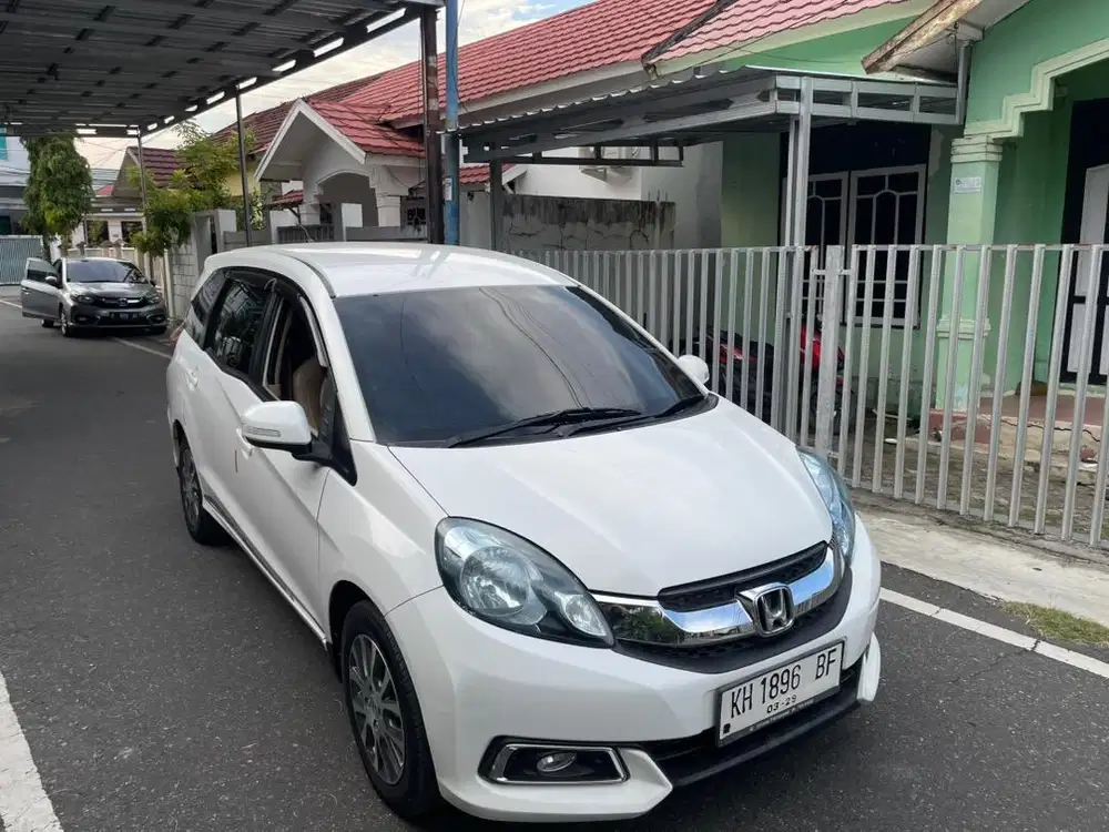 HONDA MOBILIO 1.5 AT E PRESTIGE 2014