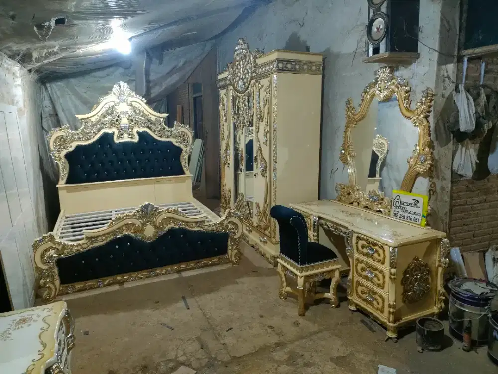 Tempat tidur set kamar tidur motif ukiran full kayu jati