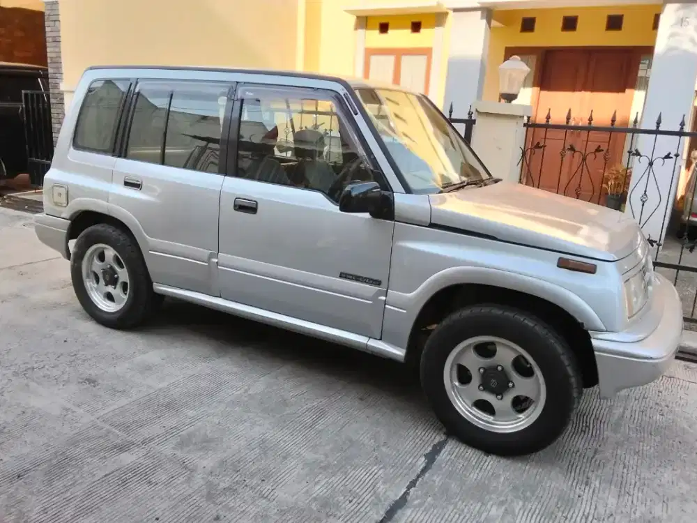 Escudo Nomade th 2000