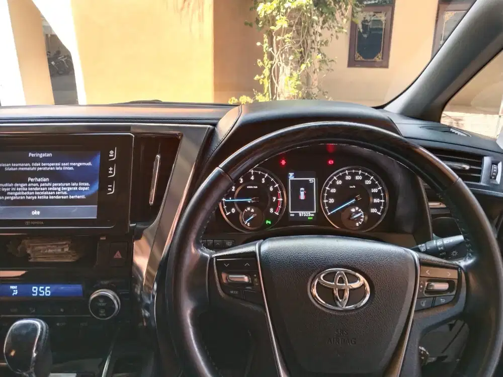Toyota Vellfire 2018 Hybrid